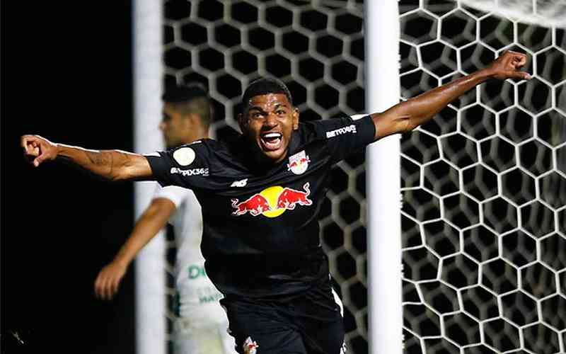 RB Bragantino vira sobre o Cuiabá de virada e quebra jejum no Brasileiro