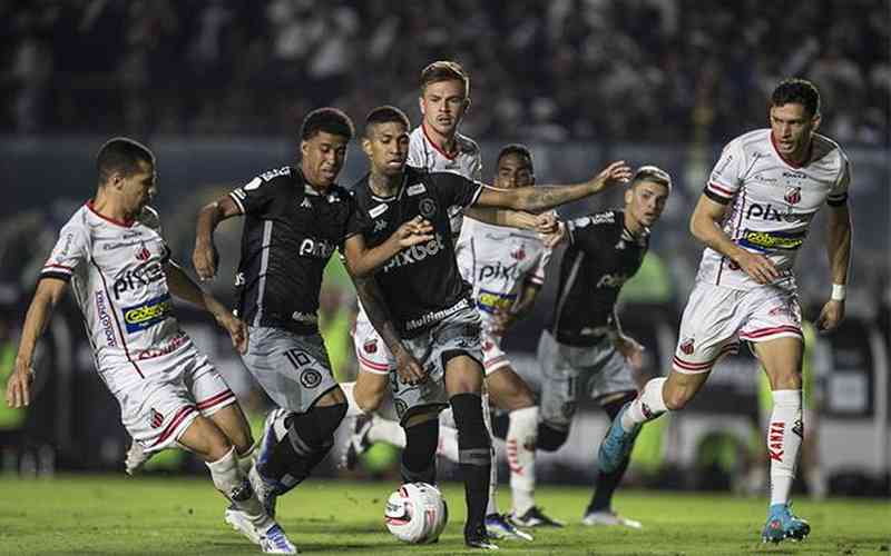 Vasco ou Ituano? Quem tem mais chances de subir para a Série A?