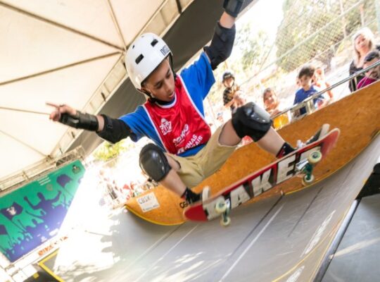 Academia do Skate proporciona o contato dos jovens com a nova modalidade em Monlevade