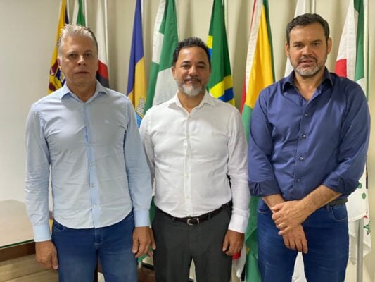 Marco Antônio Lage, prefeito de Itabira, é eleito presidente da Amepi e do Consmepi