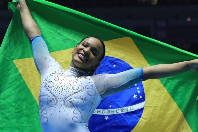 Baile de Favela: Rebeca Andrade se torna 1ª brasileira campeã mundial no individual geral