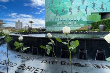 Tragédia aérea da Chapecoense completa 6 anos, veja homenagens