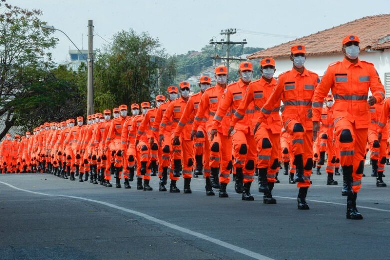 Minas Gerais ganhou nesta sexta (25), quase 150 novos bombeiros militares