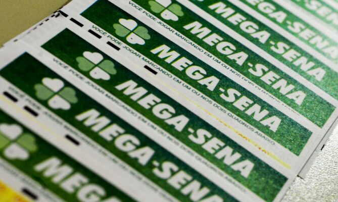 Mega-Sena acumula; próximo prêmio é estimado em R$ 32 milhões