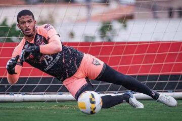 Atlético-GO perde goleiro e volante titulares para jogo com o América