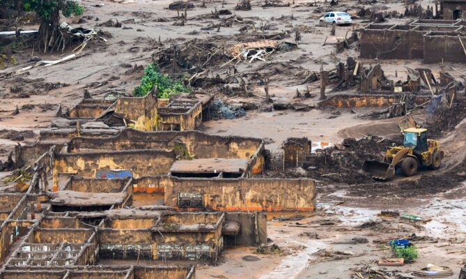 O maior compromisso da Vale é com a irresponsabilidade social, ambiental e humanitária