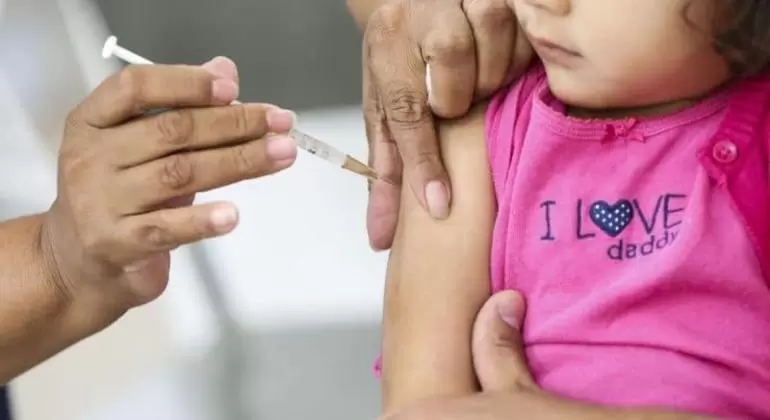Saiba os horários e locais para a vacinação contra poliomielite em Conceição do Mato Dentro