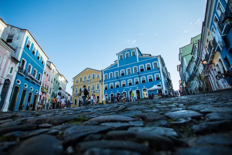 Plataforma lista 10 destinos em alta e inclui 3 cidades brasileiras