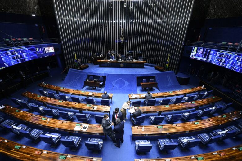 PEC da Transição é aprovada no Senado; gastos extras são de R$ 168 bilhões