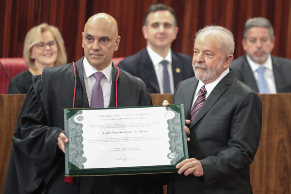 Alexandre de Moraes e Lula