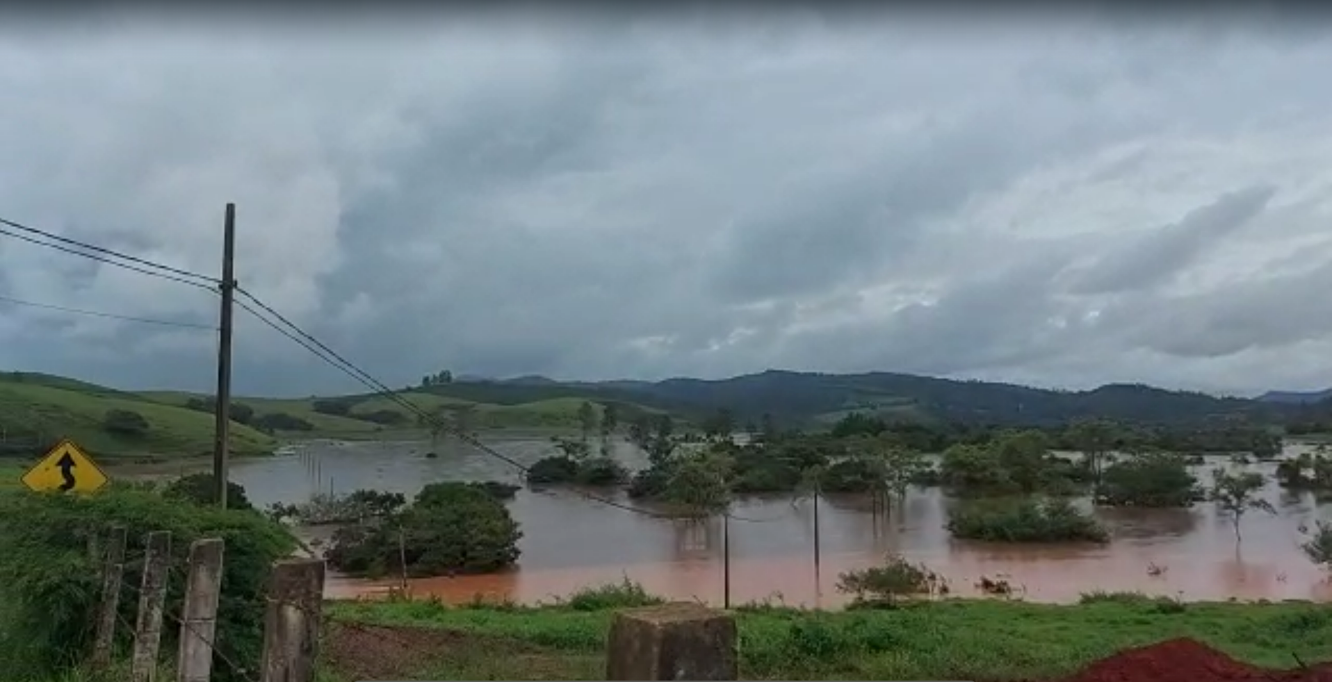 Copasa informa aumento de nível do Rio Santo Antônio e alerta para risco de desabastecimento em Conceição do Mato Dentro