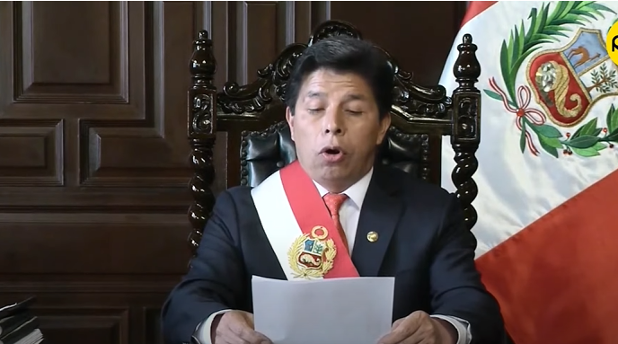 Pedro Castillo oficializa pedido de asilo no México, que consulta novo governo do Peru