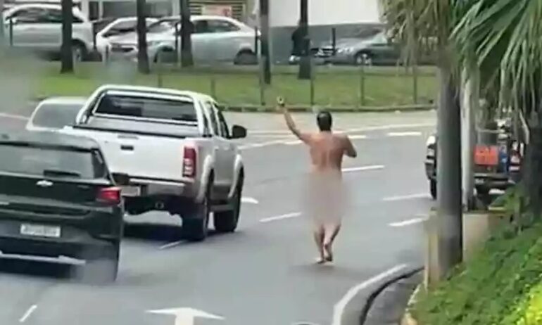 Homem anda nu e ensanguentado em avenida de Belo Horizonte; confira vídeo