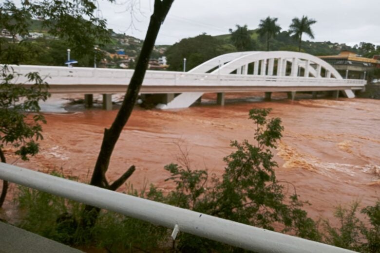 Rio Piracicaba atinge cota de alerta e Defesa Civil orienta que população fique atenta