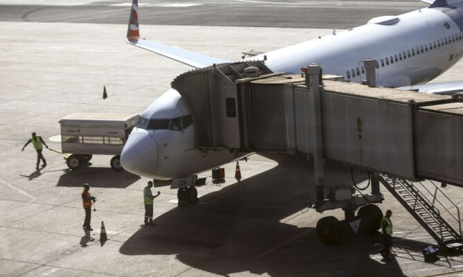 greve de pilotos e comissários