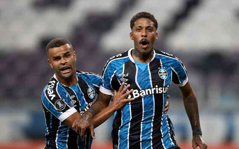 Ex-meia do Grêmio e da base da Seleção cogita aposentadoria aos 24 anos