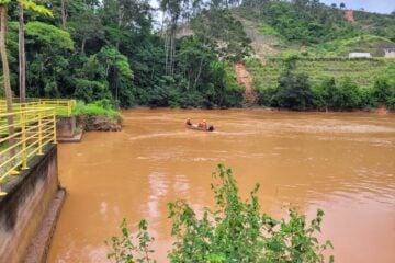 Bombeiros seguem na busca por adolescente desaparecido em Antônio Dias