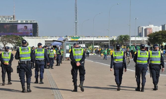 Câmara dos Deputados aprova PL que trata de normas gerais para polícias militares e bombeiros