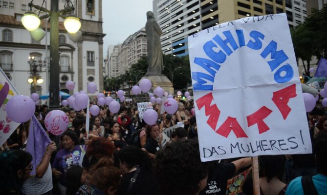 Feminicídio: oito anos após aprovação da lei, casos aumentam