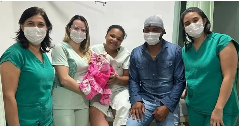 Bem-vinda ao mundo, Ísis! Conheça a primeira bebê a nascer no ano em Monlevade
