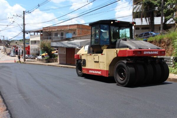 Itabira: obras de recapeamento chegam ao bairro Bethânia