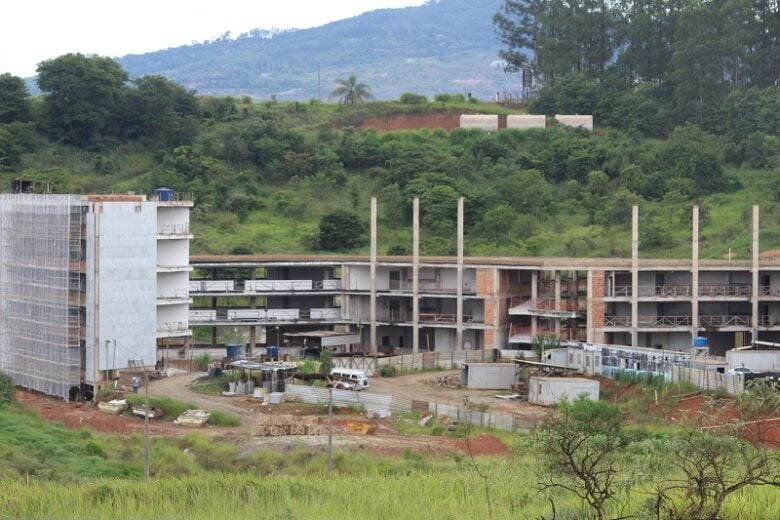 Pagamento não feito pela Vale para as obras da Unifei gera novo debate na Câmara de Itabira