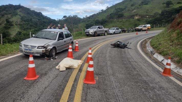 Jovem de 18 anos morre em acidente na AMG-1205, em Ferros