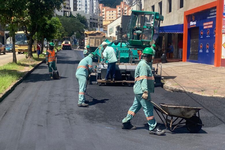 Atenção: Avenida das Rosas estará parcialmente interditada até sexta-feira (18)