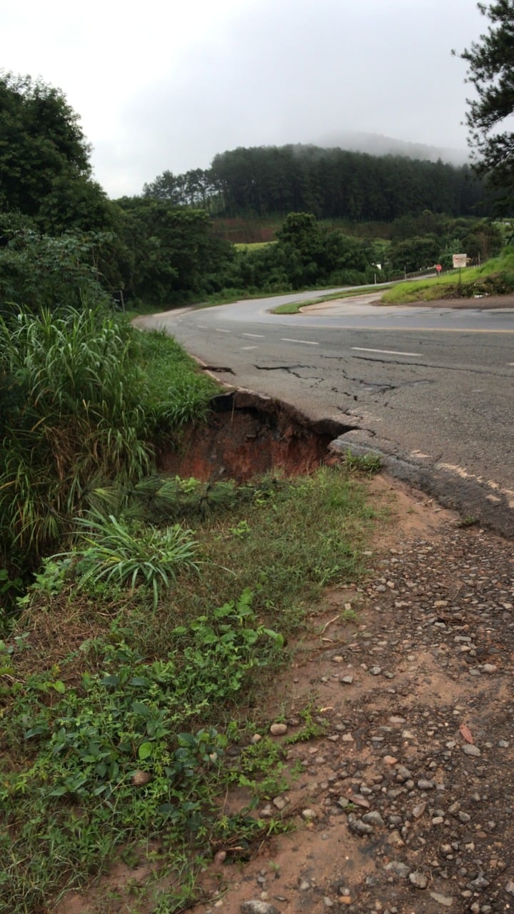 BR-381 em Nova Era pode ser interditada a qualquer momento