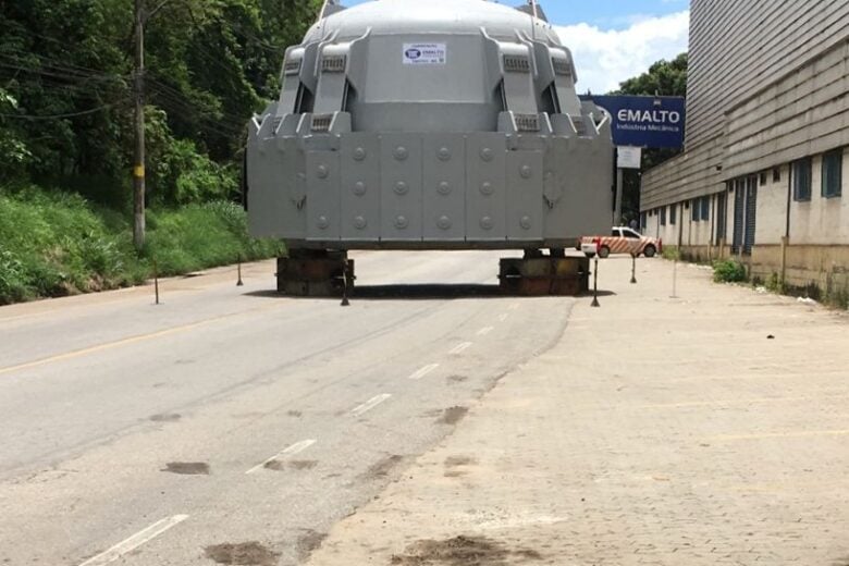 Transporte de peça gigante interdita trechos da BR-381; confira!