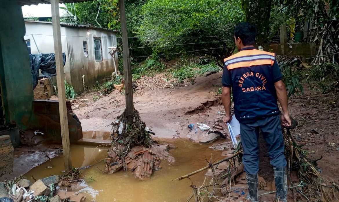 Chuvas: Minas Gerais registra 220 cidades em situação de emergência