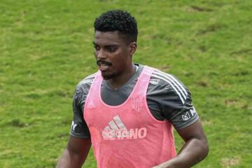 Jemerson detalha perfil e trabalho de Coudet em pré-temporada do Atlético