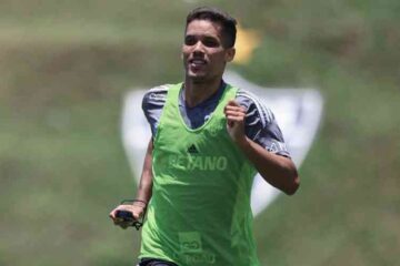 Pedrinho se destaca na pré-temporada, e Atlético tenta prorrogar empréstimo