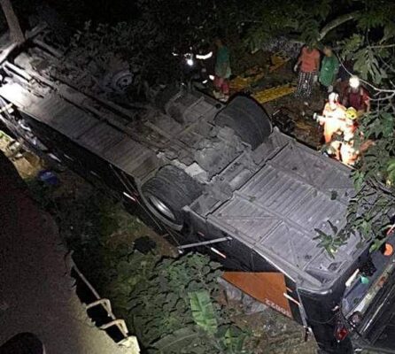 acidente com ônibus que transportava time de futebol, na BR-116