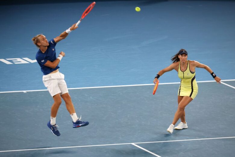 Luisa Stefani vence torneio feminino de duplas do WTA 1000 em