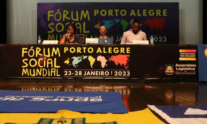 FORUM SOCIAL MUNDIAL PORTO ALEGRE