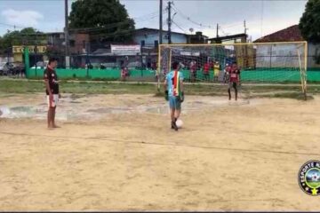 Grupo invade jogo de futebol amador em Manaus e mata três durante live