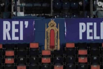 Em homenagem a Pelé, Pachuca instala trono permanente no Estádio Hidalgo