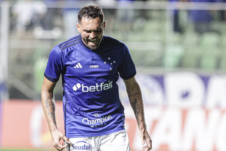 Cruzeiro 0 x 1 Pouso Alegre: como foi a partida pelo Mineiro