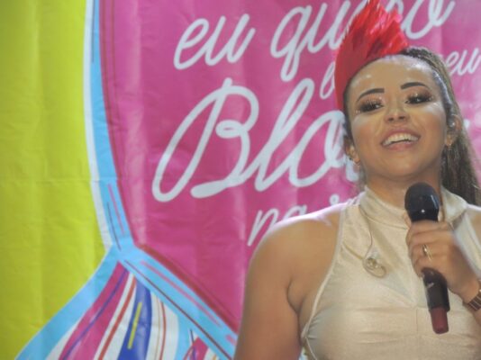 Confira a galeria de fotos da Folia em Itabira dessa sexta (17)