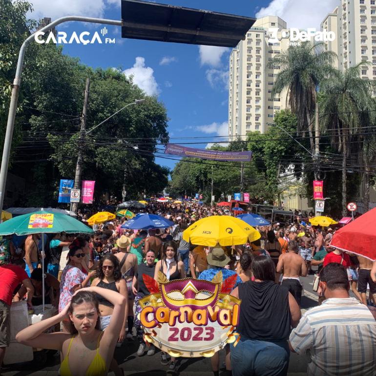 Galeria de fotos: terça-feira de muito Carnaval em Belo Horizonte!