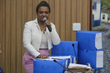 Vereadora Rose Félix questiona demora da Prefeitura de Itabira em disponibilizar informações