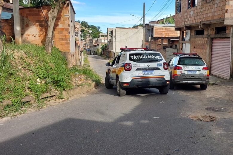 PM localiza veículo que pode ter sido usado em dupla tentativa de homicídio