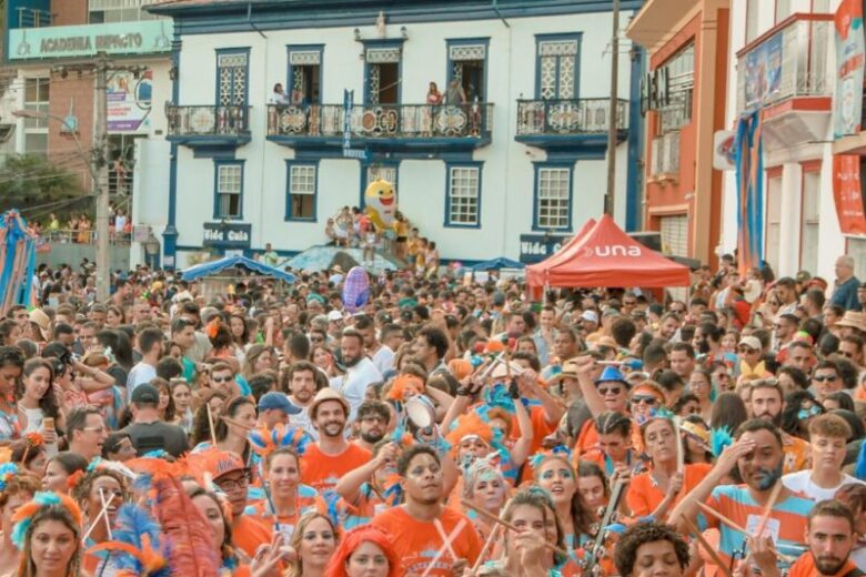 Unindo ritmos da música brasileira, Bloco Altamente sairá em cortejo no próximo domingo (12)