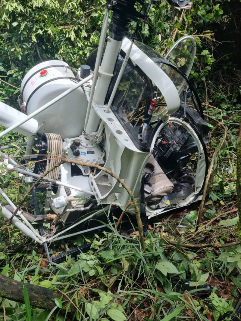 Helicóptero cai durante voo de instrução em Contagem