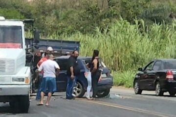 Acidente causa lentidão na BR-381 nesta quinta-feira, em Santa Luzia