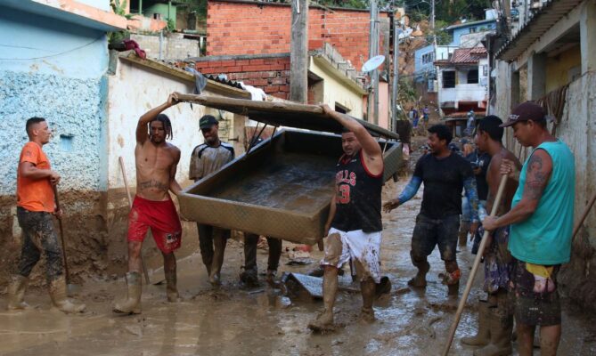 São Paulo: chega a 57 o número de mortes na tragédia de São Sebastião