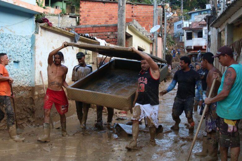 São Paulo: chega a 57 o número de mortes na tragédia de São Sebastião