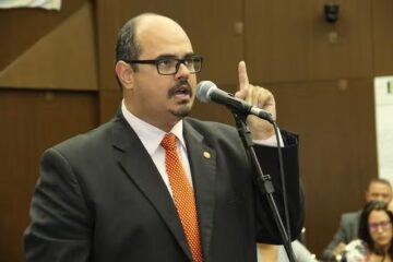 Posse de Mateus Simões(PSD) redefine o poder em Minas e reposiciona forças políticas