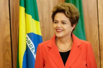 Ex-presidente Dilma Rousseff é anistiada pelo governo brasileiro e receberá indenização de R$ 100 mil